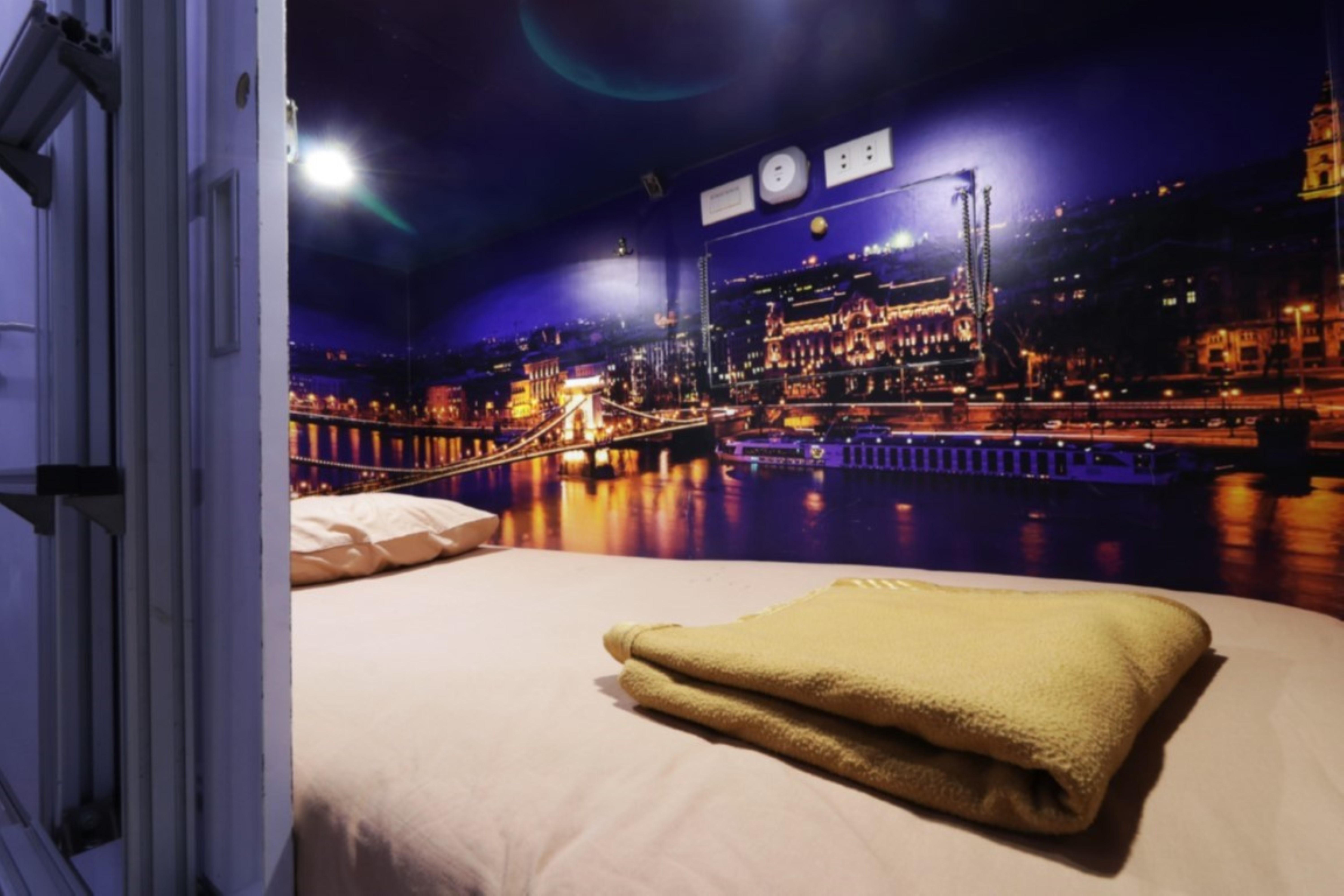 Inap At Capsule Thamrin Hotel Jakarta Exterior foto