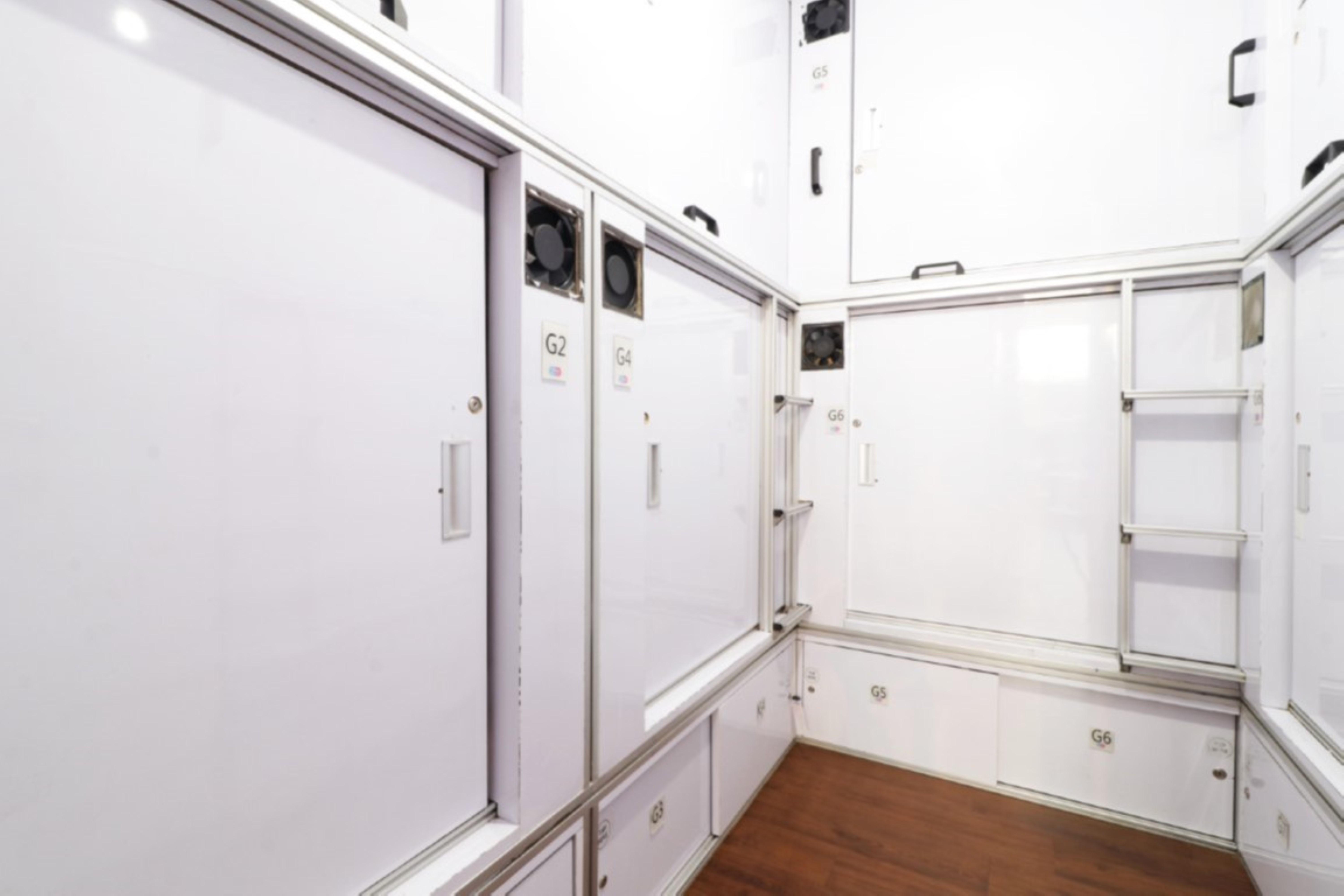 Inap At Capsule Thamrin Hotel Jakarta Exterior foto