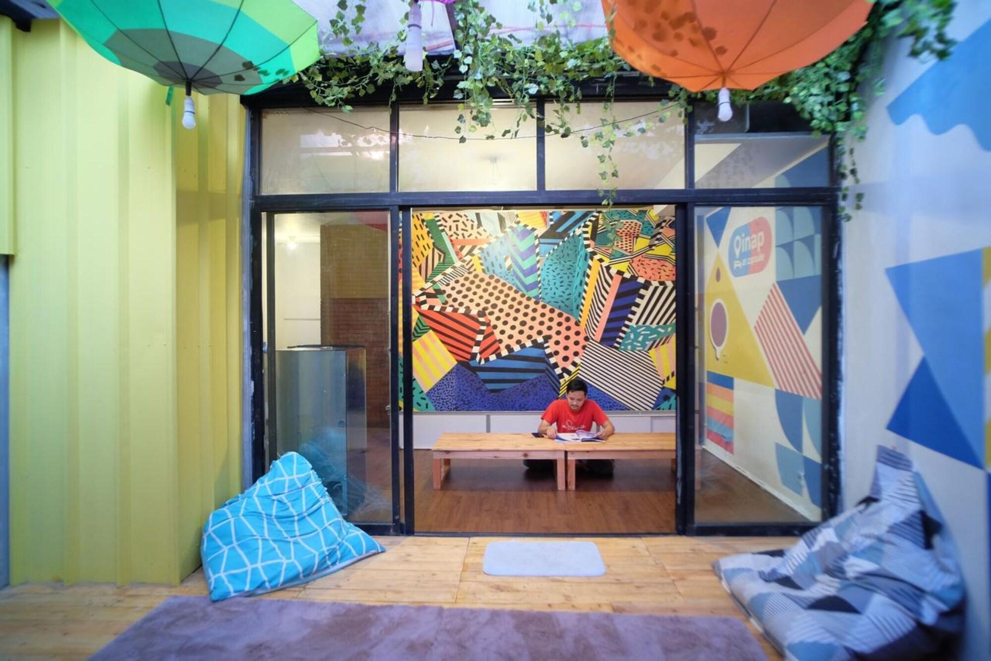 Inap At Capsule Thamrin Hotel Jakarta Exterior foto